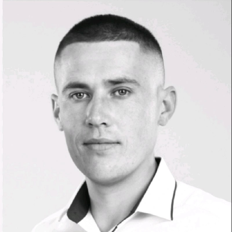 Viktor  Khomyn user picture